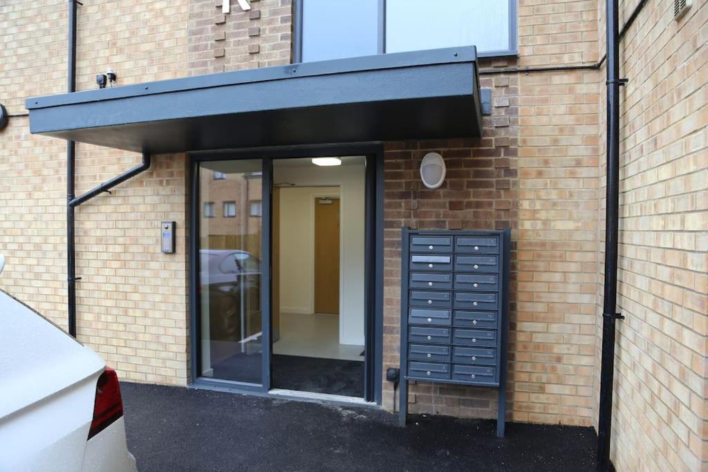 Luxury Ground Floor 2 Bedroom Apartment Free Wifi & Parking Sheffield Eksteriør bilde